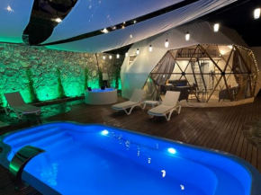 OtelOX Sinap Özel Havuz ve Jakuzili Glamping